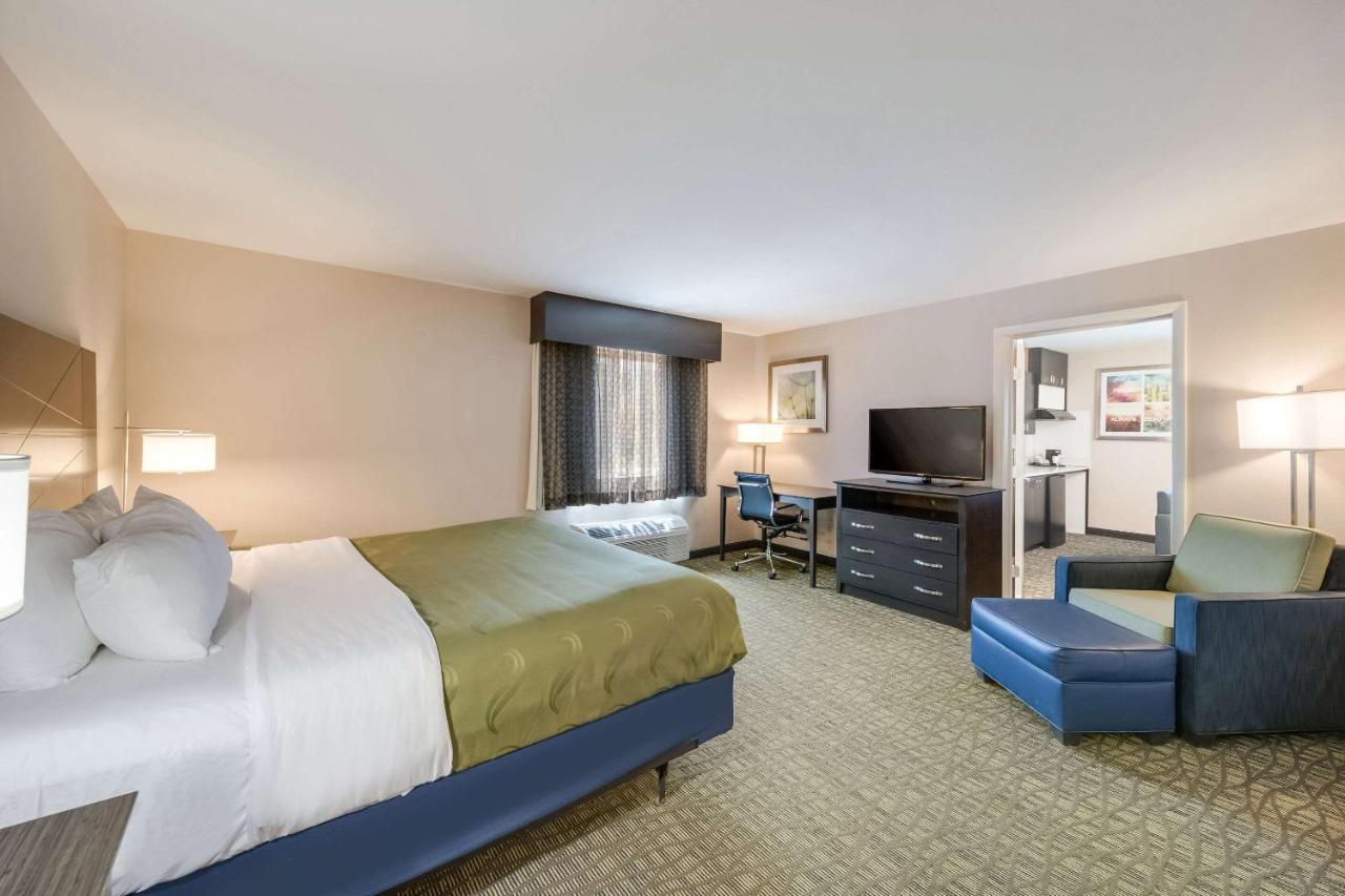 ארדמור Quality Inn & Suites מראה חיצוני תמונה