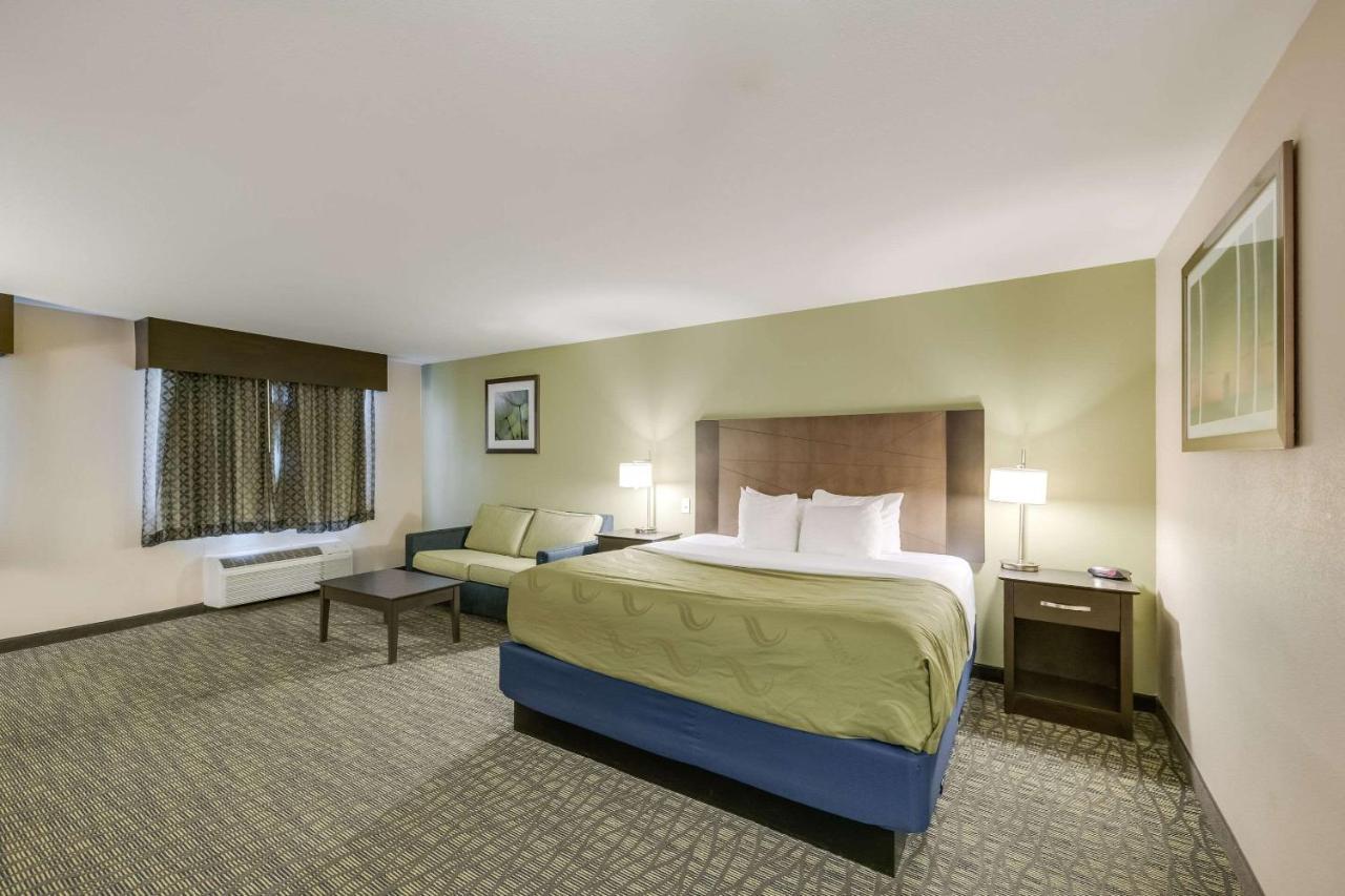 ארדמור Quality Inn & Suites מראה חיצוני תמונה