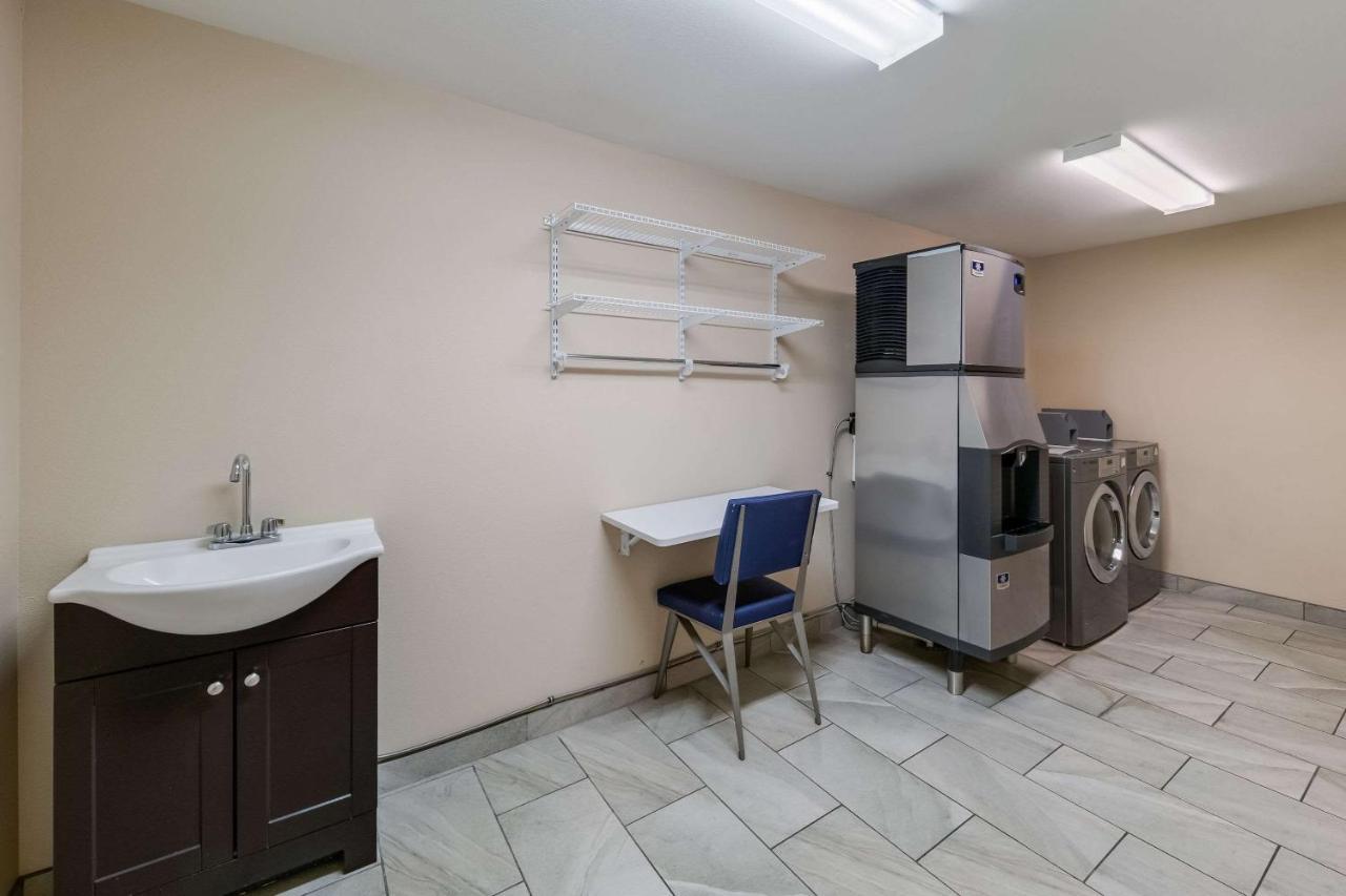 ארדמור Quality Inn & Suites מראה חיצוני תמונה